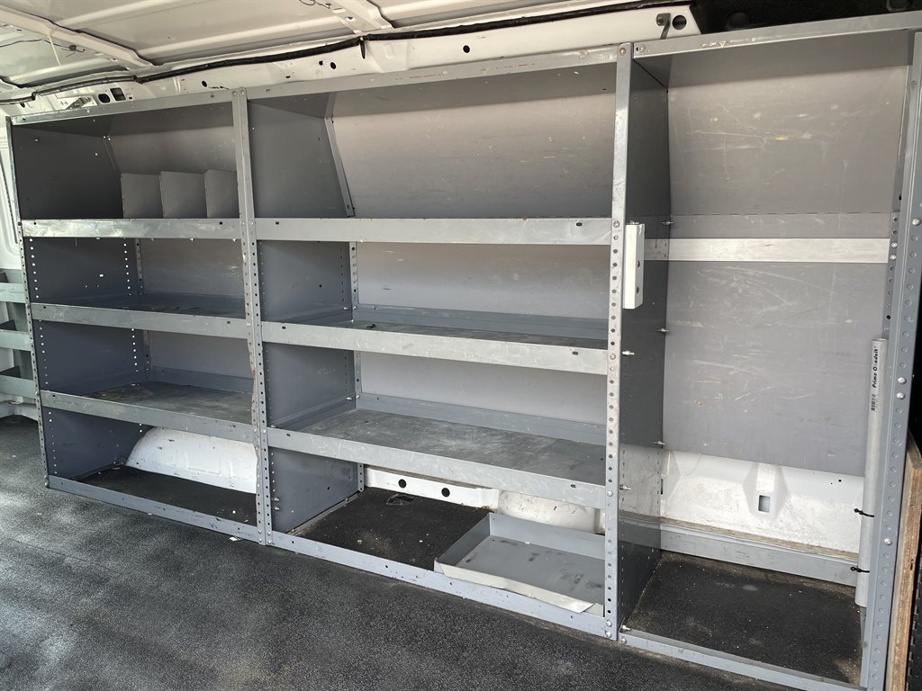 Used 2009 Ford E-250 and Econoline 250 Extended RWD image 14