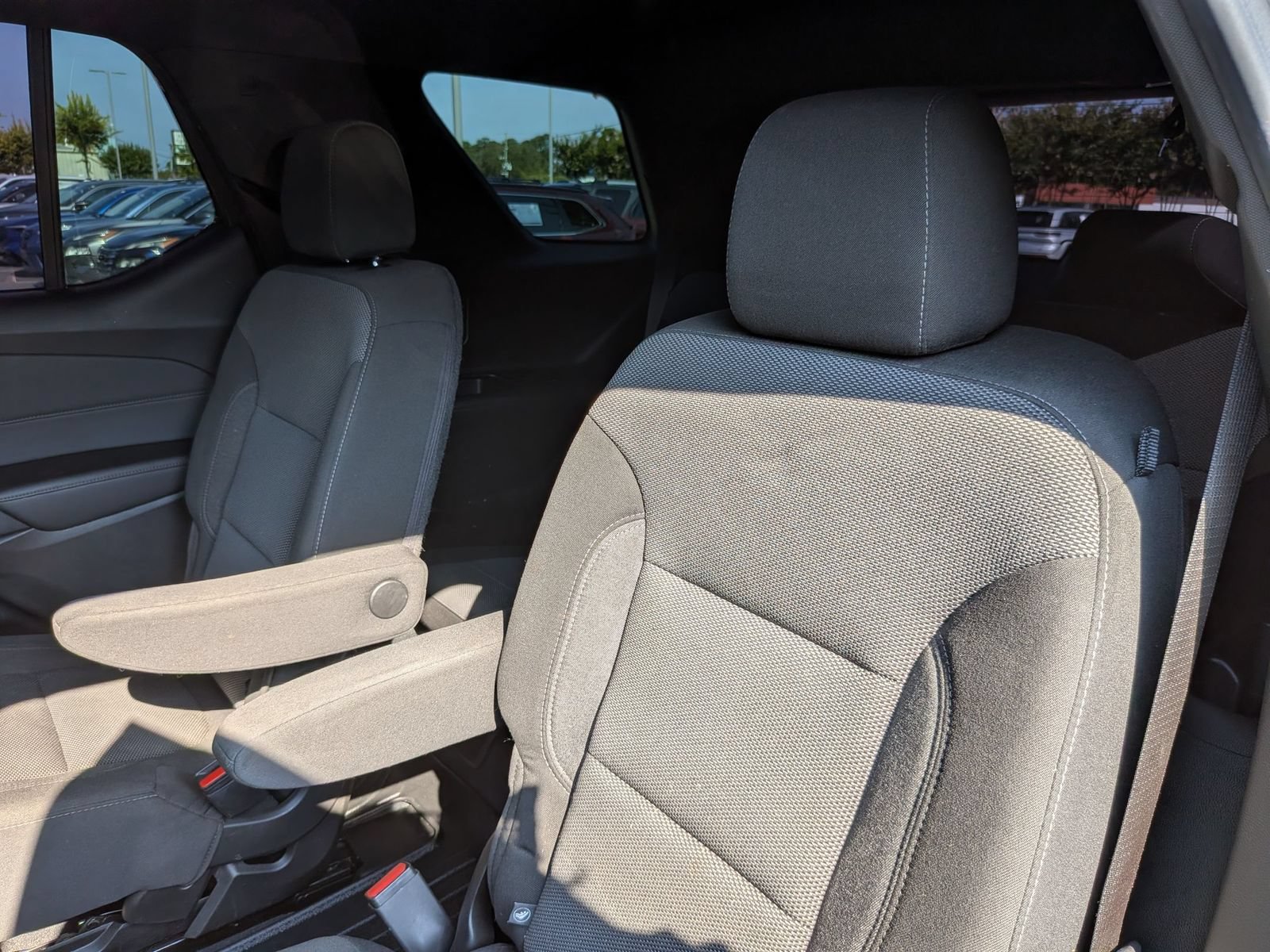 Used 2022 Chevrolet Traverse LT AWD/4WD image 29