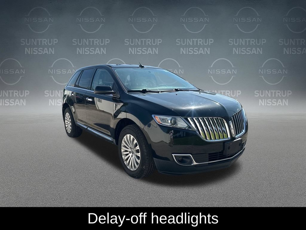Used 2013 Lincoln MKX FWD w/ Wood Pkg image 9