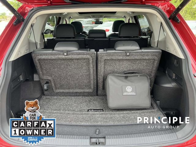 Used 2022 Volkswagen Tiguan SE w/ Panoramic Sunroof Package image 32
