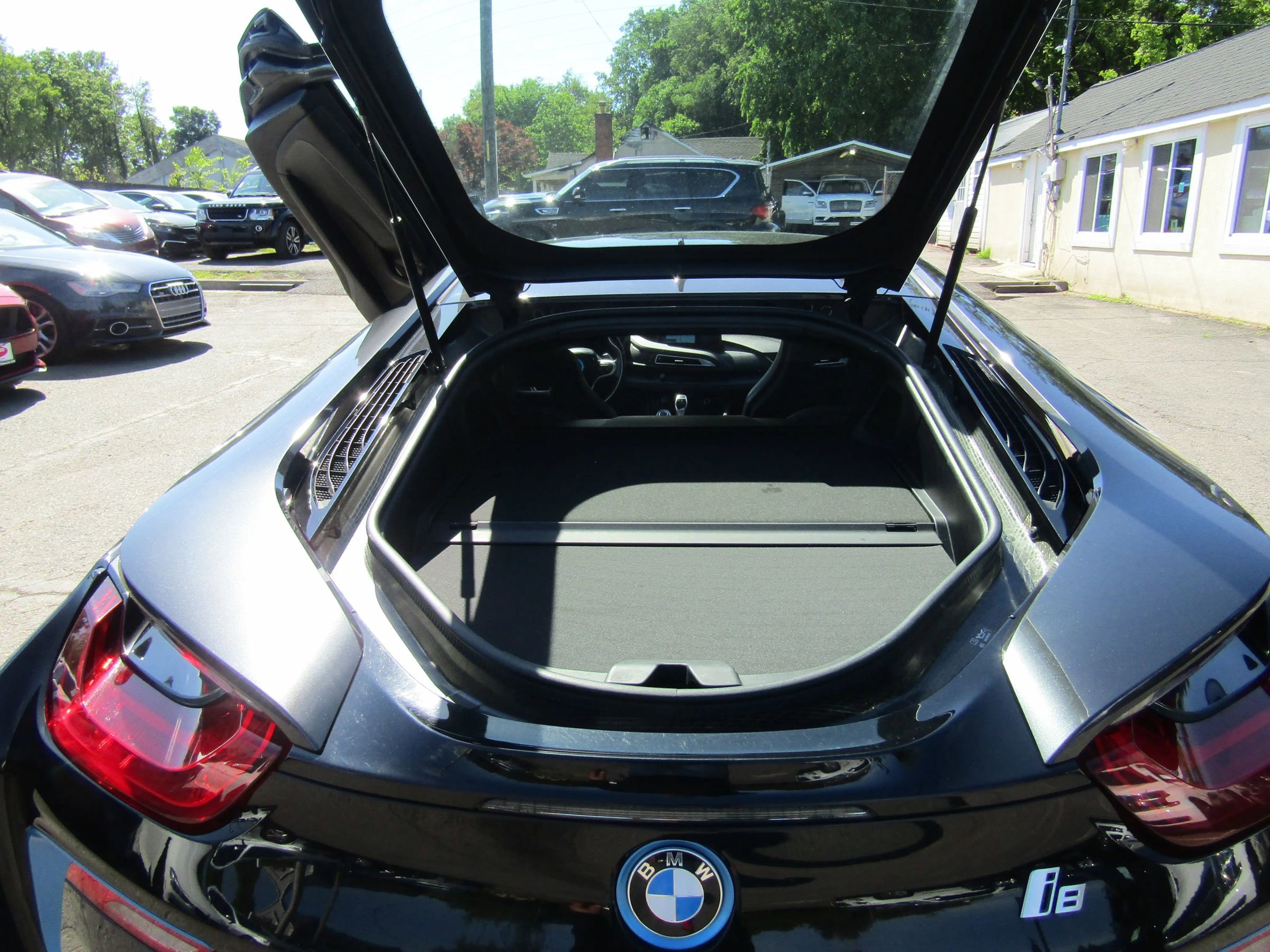 Used 2019 BMW i8 Coupe AWD/4WD image 31