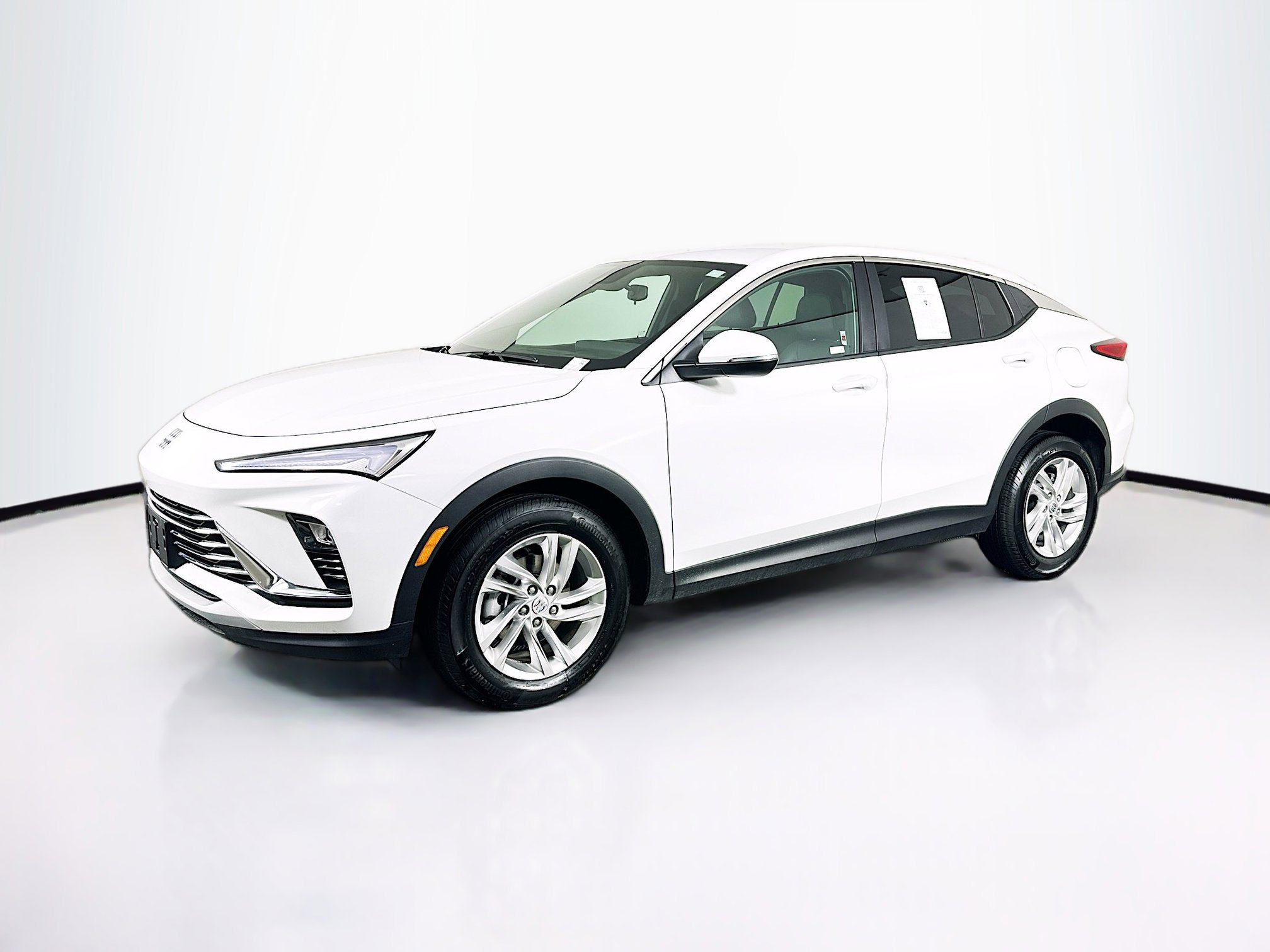 Used 2025 Buick Envista Preferred FWD image 3