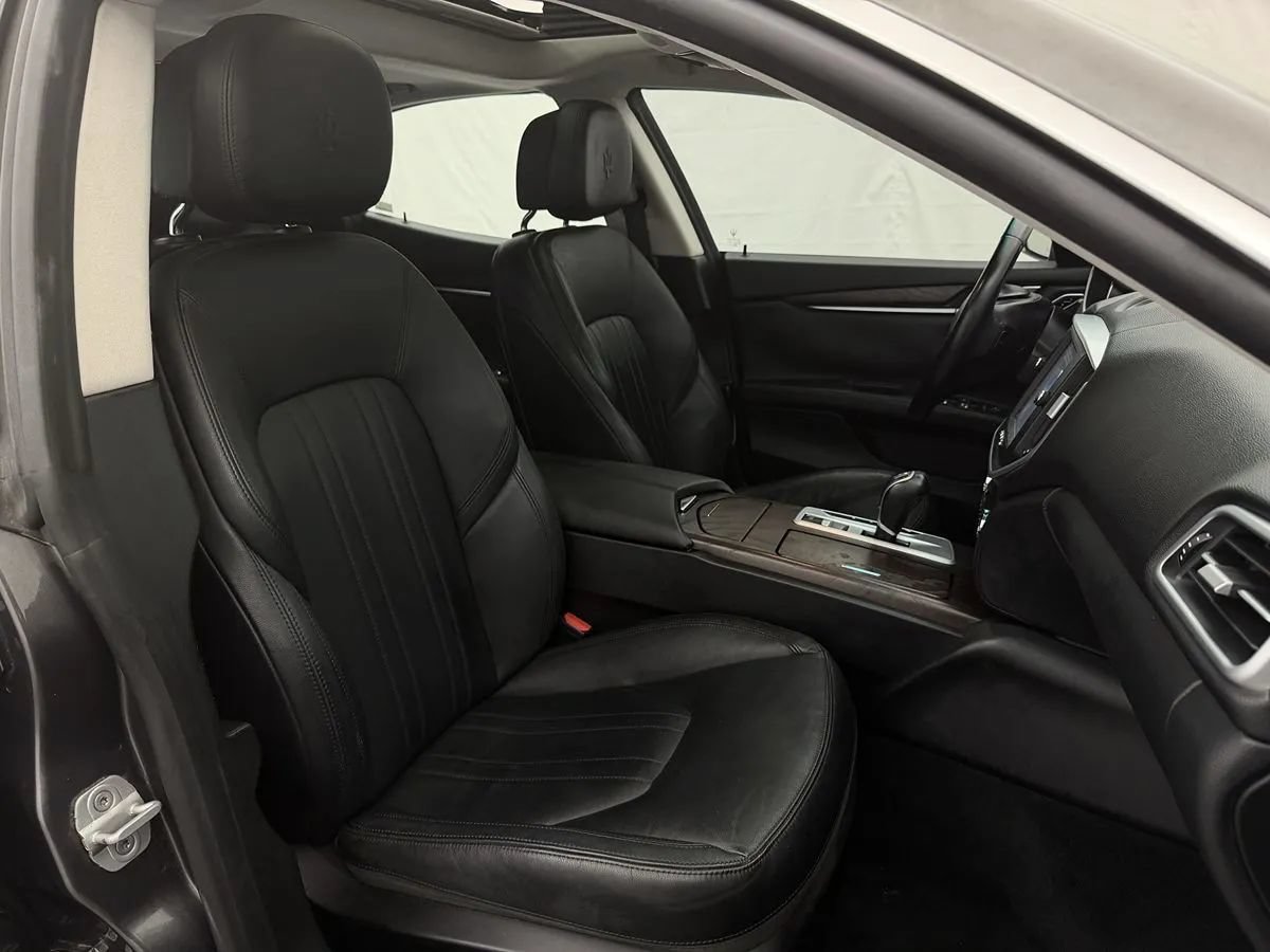 Used 2015 Maserati Ghibli S Q4 AWD/4WD image 30