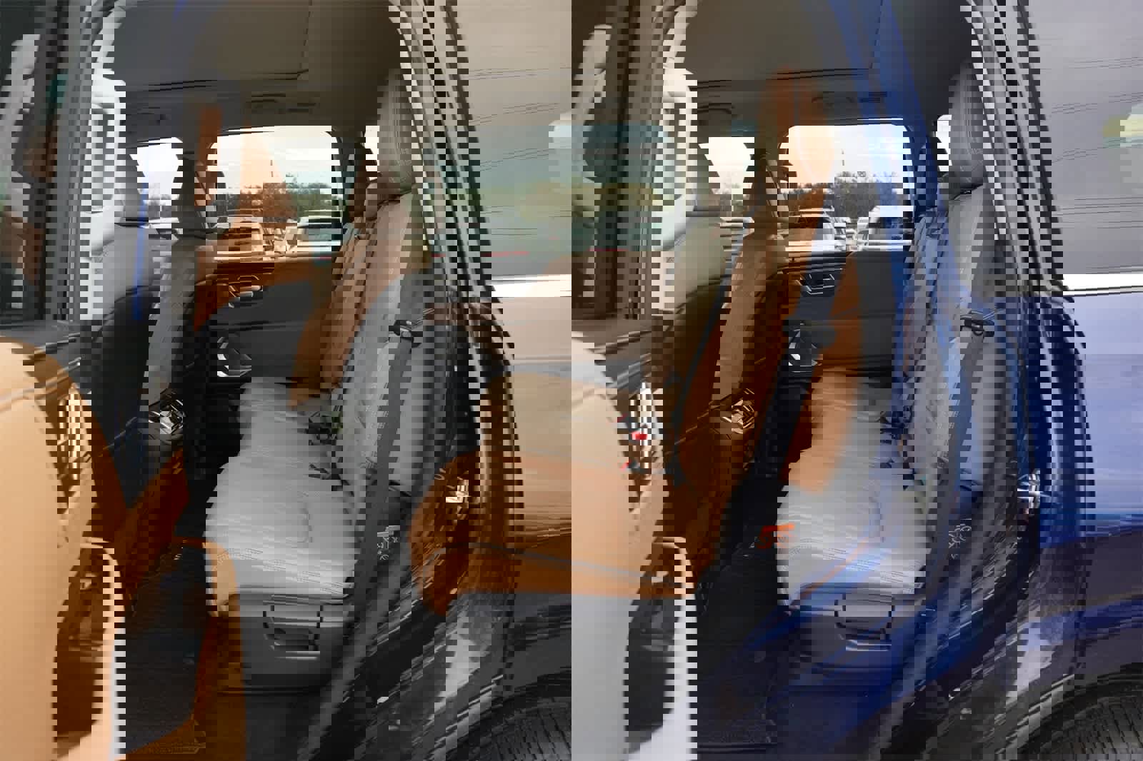 New 2025 INFINITI QX80 Sensory w/ Premium Cargo Package image 21