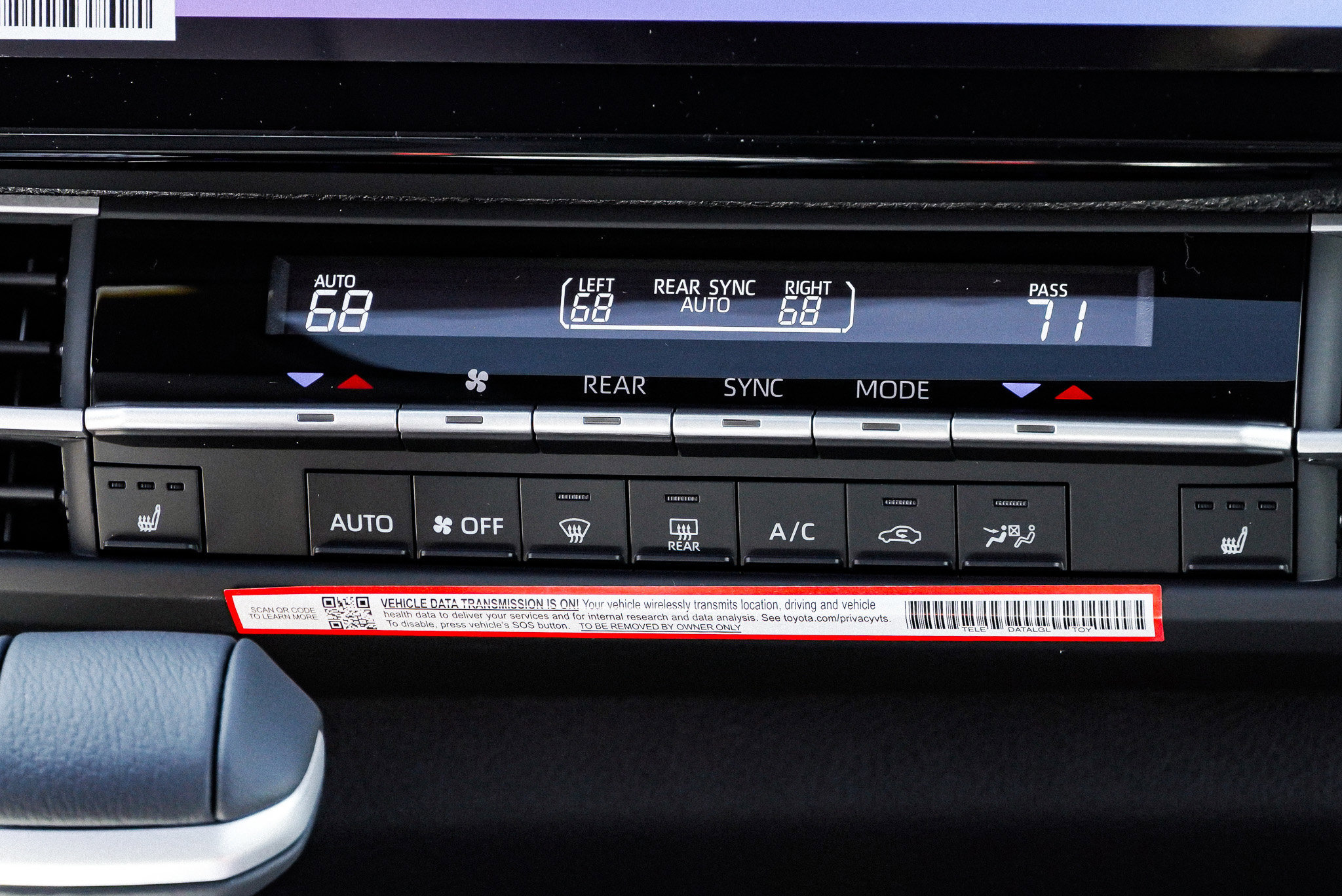 New 2026 Toyota Sienna XLE Woodland Edition AWD/4WD image 40