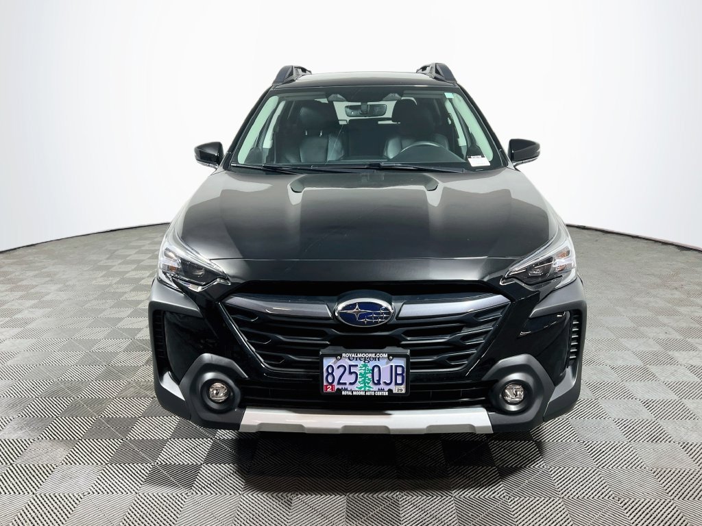 Used 2025 Subaru Outback Limited XT w/ Popular Package #2 AWD/4WD image 2