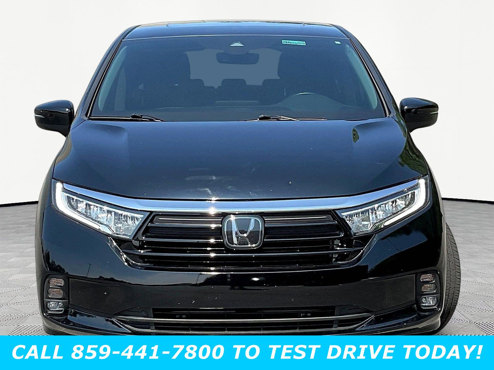 Used 2024 Honda Odyssey EX-L image 2