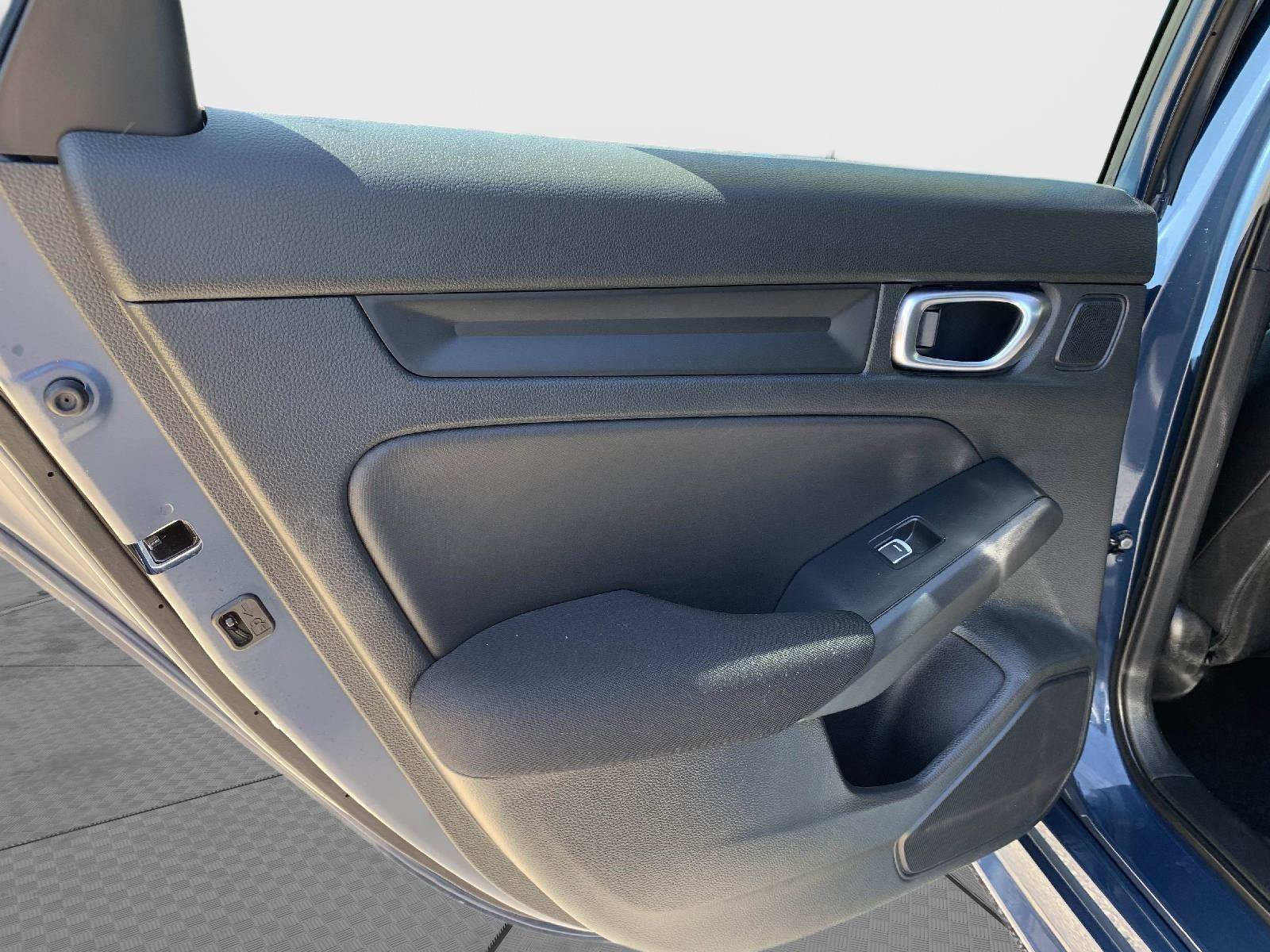 Certified 2025 Honda Civic FWD Hybrid Sedan image 38