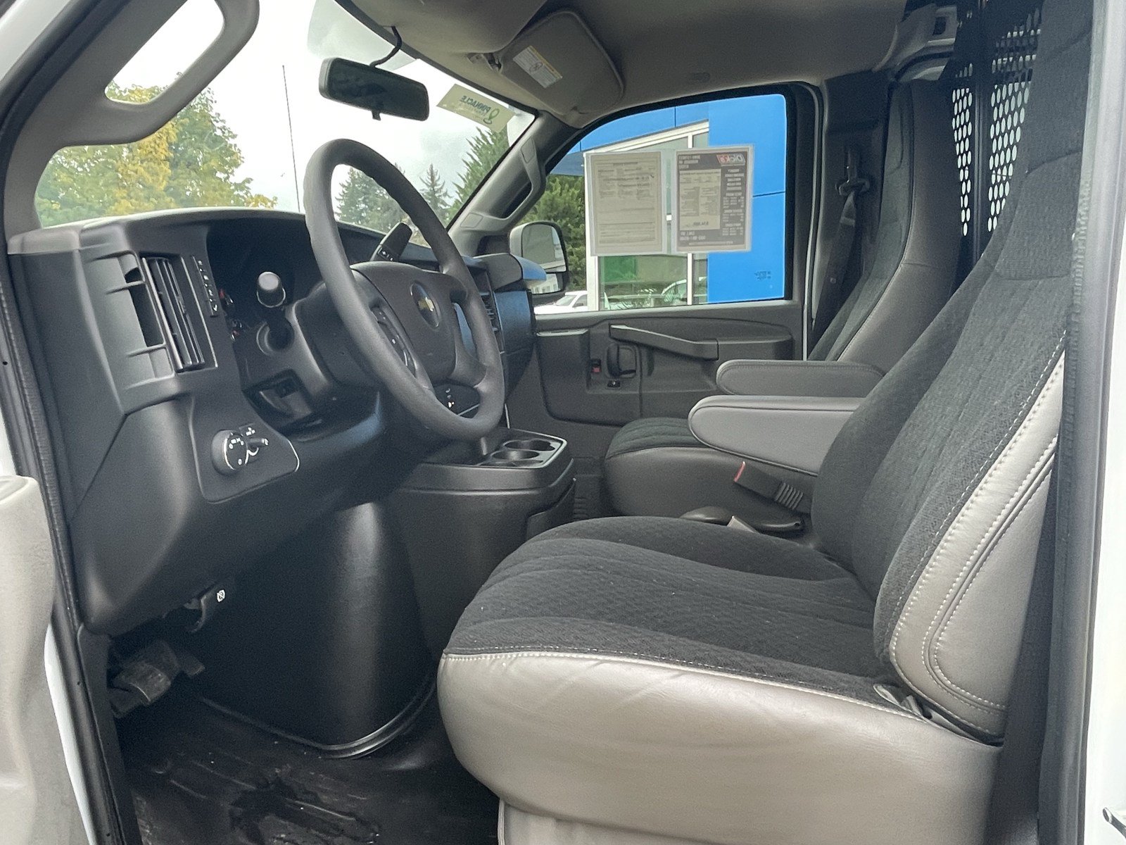 Used 2025 Chevrolet Express 2500 w/ Driver Convenience Package RWD image 11