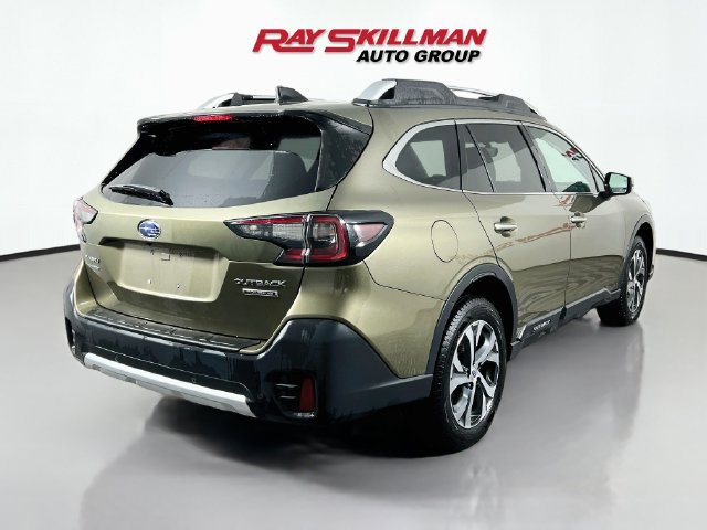 Used 2022 Subaru Outback Touring AWD/4WD image 7