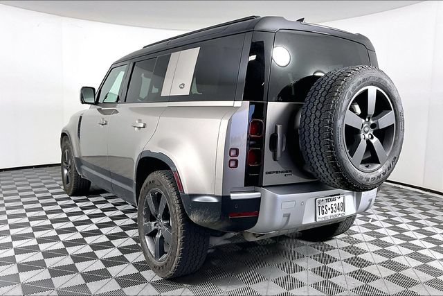 Used 2023 Land Rover Defender 110 SE AWD/4WD image 2