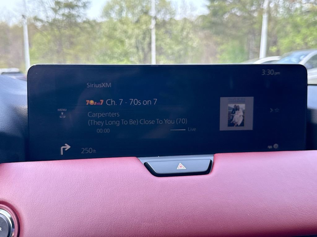 Used 2025 MAZDA CX-70 Plug-In Hybrid w/ Premium Plus image 12