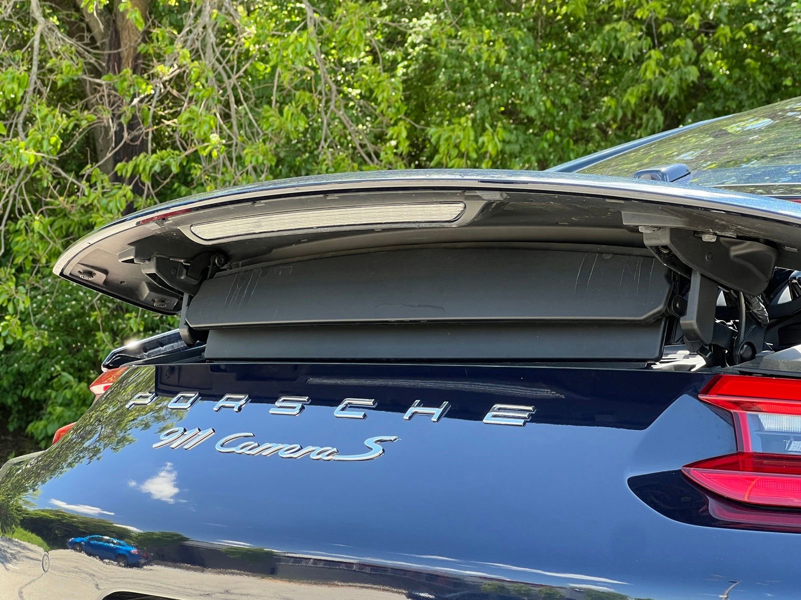 Used 2017 Porsche 911 Carrera S RWD image 10