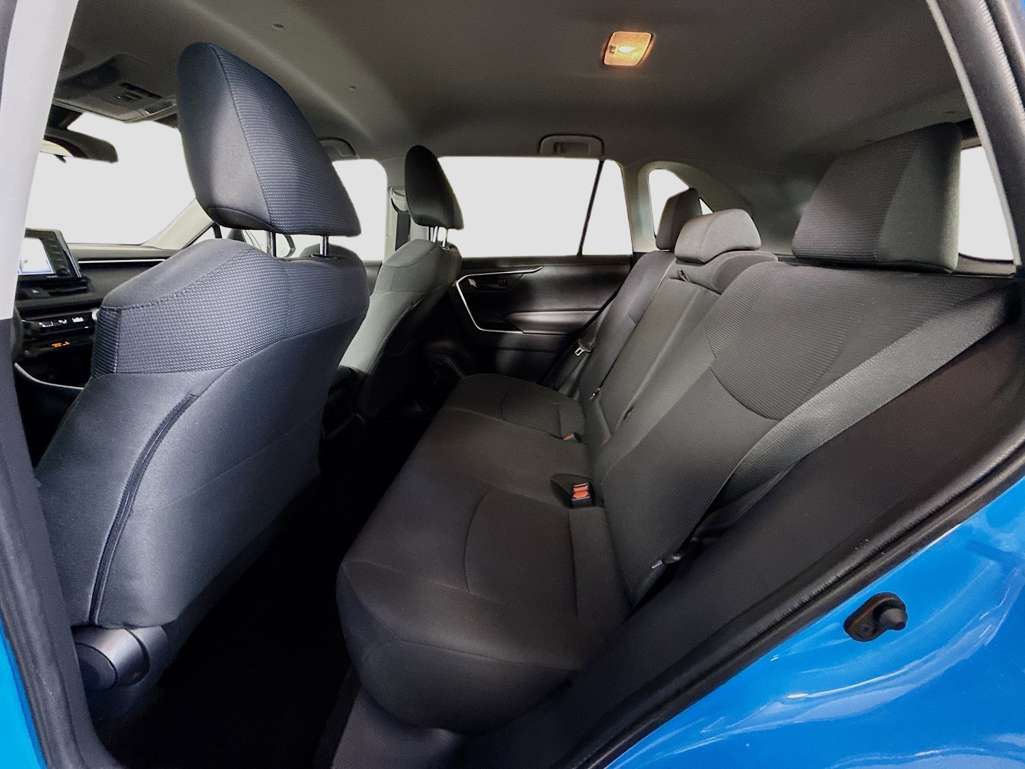 Used 2020 Toyota RAV4 LE image 24