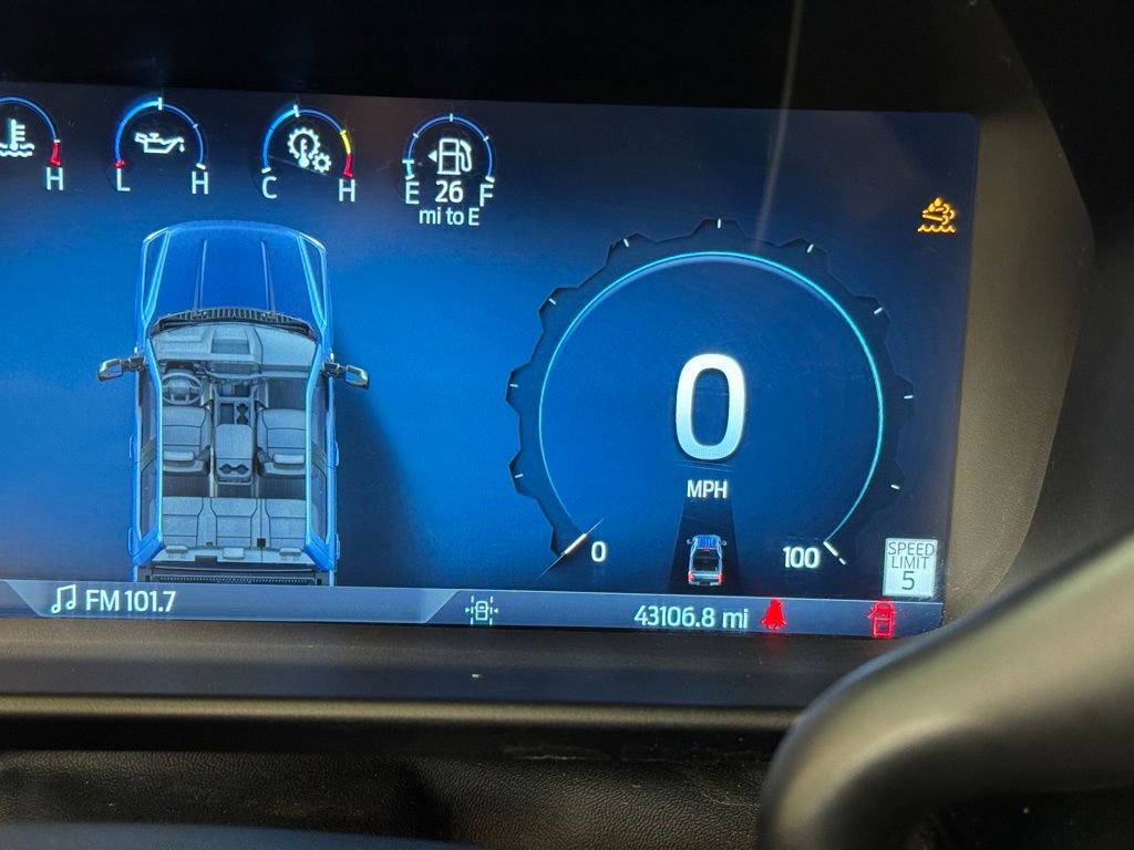 Used 2023 Ford F450 Limited w/ FX4 Off-Road Package image 33