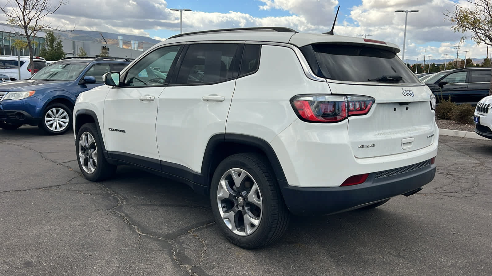 Used 2019 Jeep Compass Limited AWD/4WD image 7