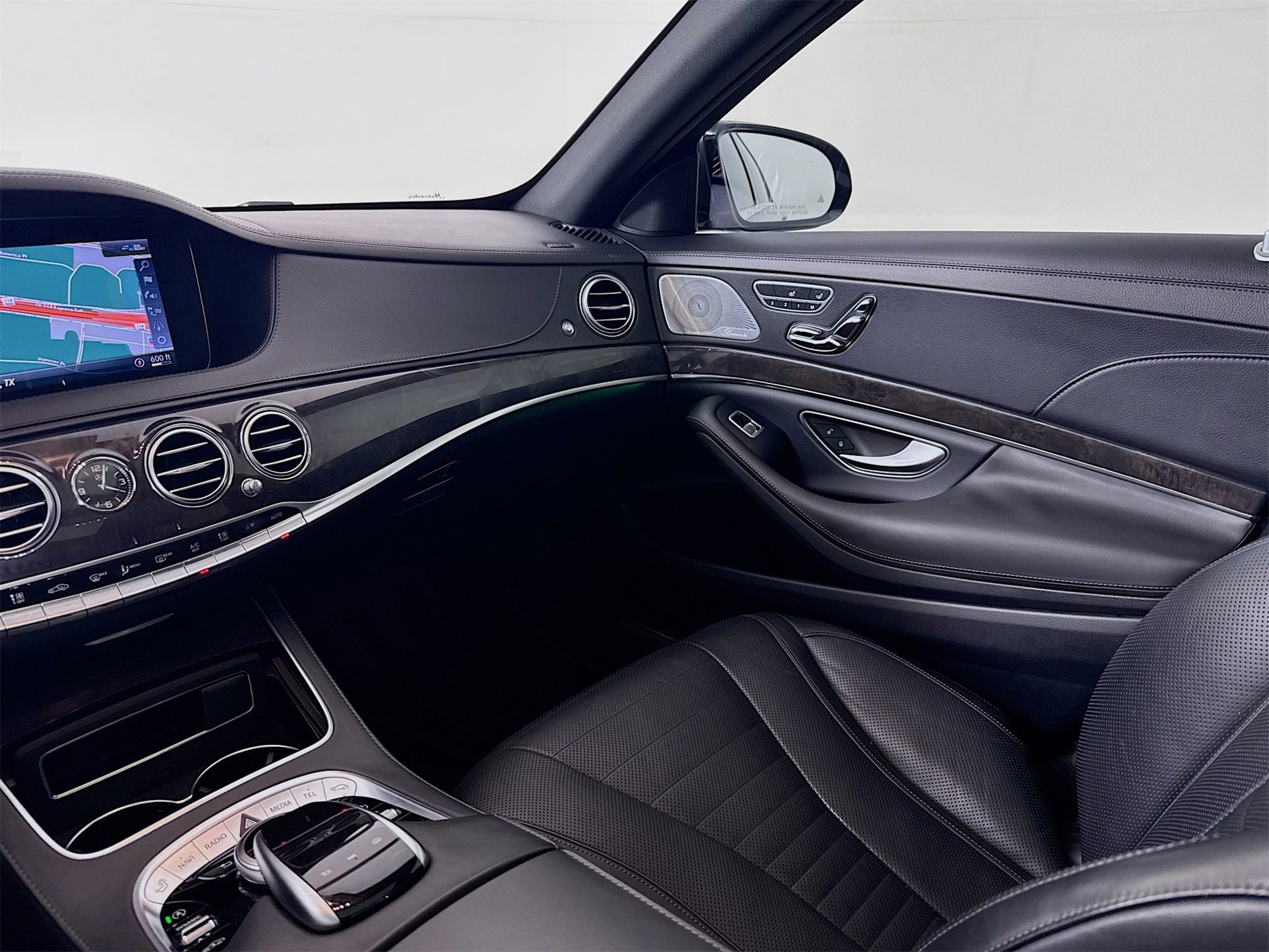 Used 2019 Mercedes-Benz S 560 Sedan image 26