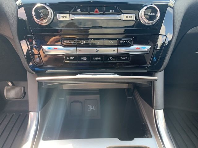 Used 2021 Ford Explorer Limited w/ Equipment Group 301A image 36