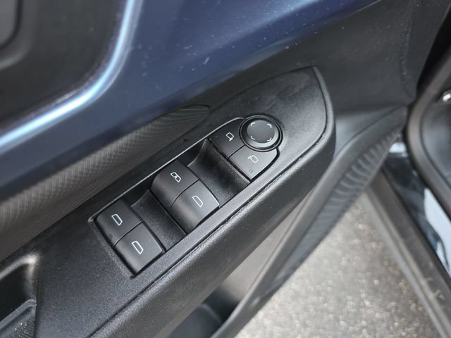 Certified 2024 Chevrolet Equinox EV LT FWD image 10