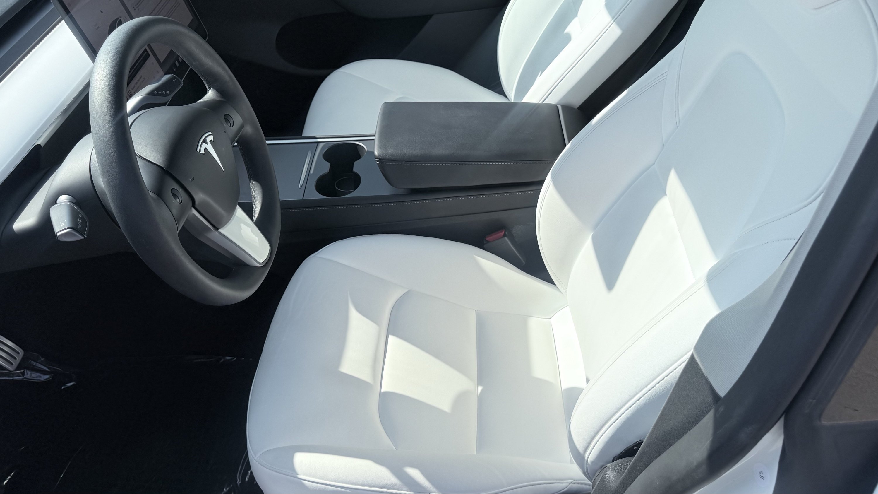 Used 2023 Tesla Model Y Long Range AWD/4WD image 18