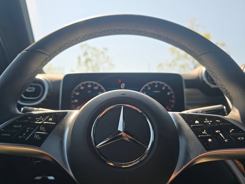 Certified 2026 Mercedes-Benz GLC 300 4MATIC image 28
