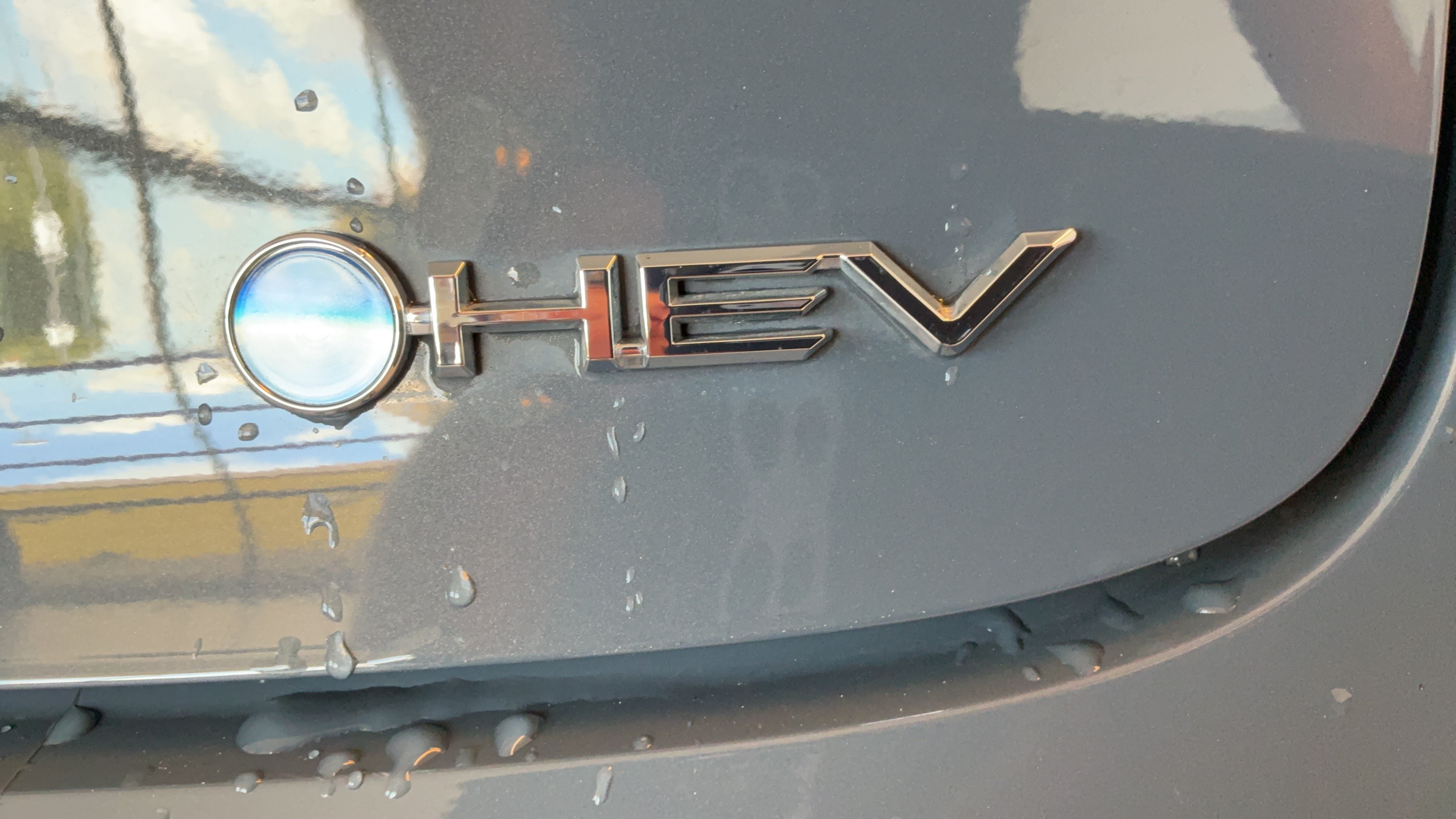 Used 2024 Toyota Prius XLE FWD image 42