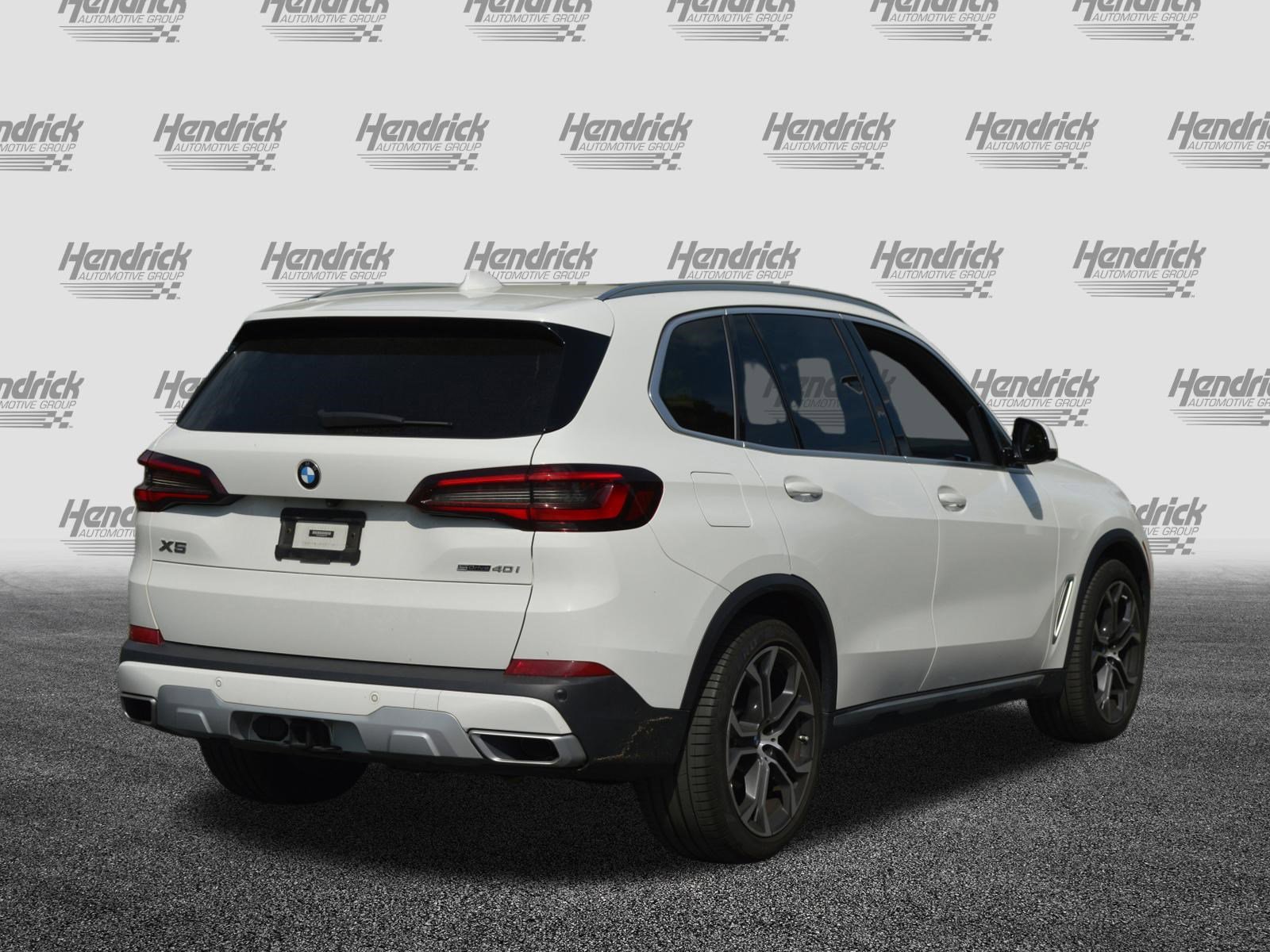 Used 2021 BMW X5 sDrive40i w/ Premium Package image 11