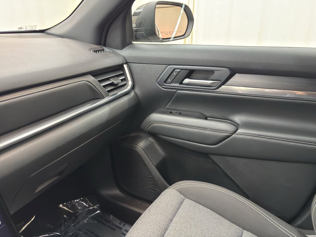 Used 2025 GMC Terrain Elevation image 24