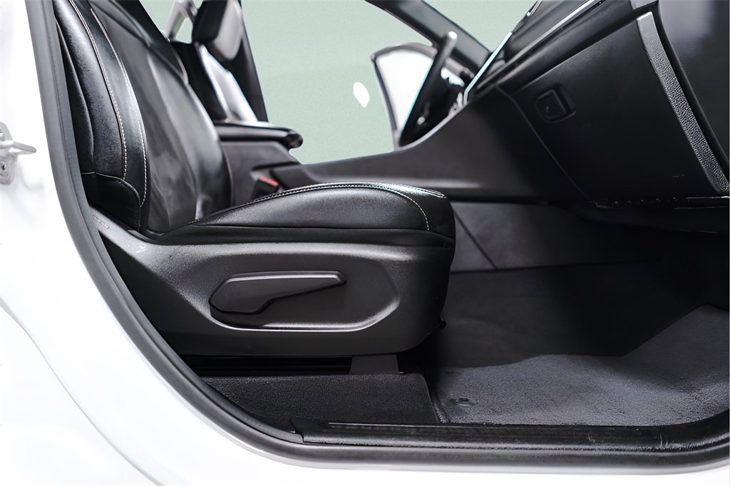 Used 2023 Jeep Grand Cherokee Altitude image 36