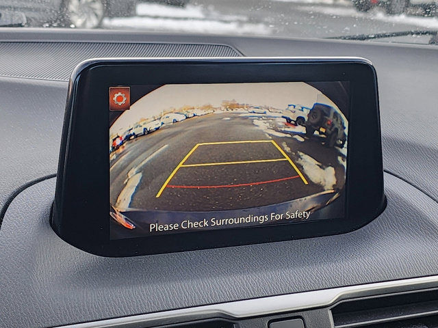 Used 2018 MAZDA MAZDA3 Sport image 12