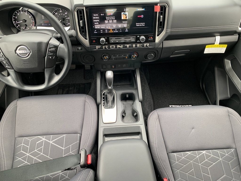 New 2026 Nissan Frontier PRO-4X w/ Pro-4x Convenience Package image 9