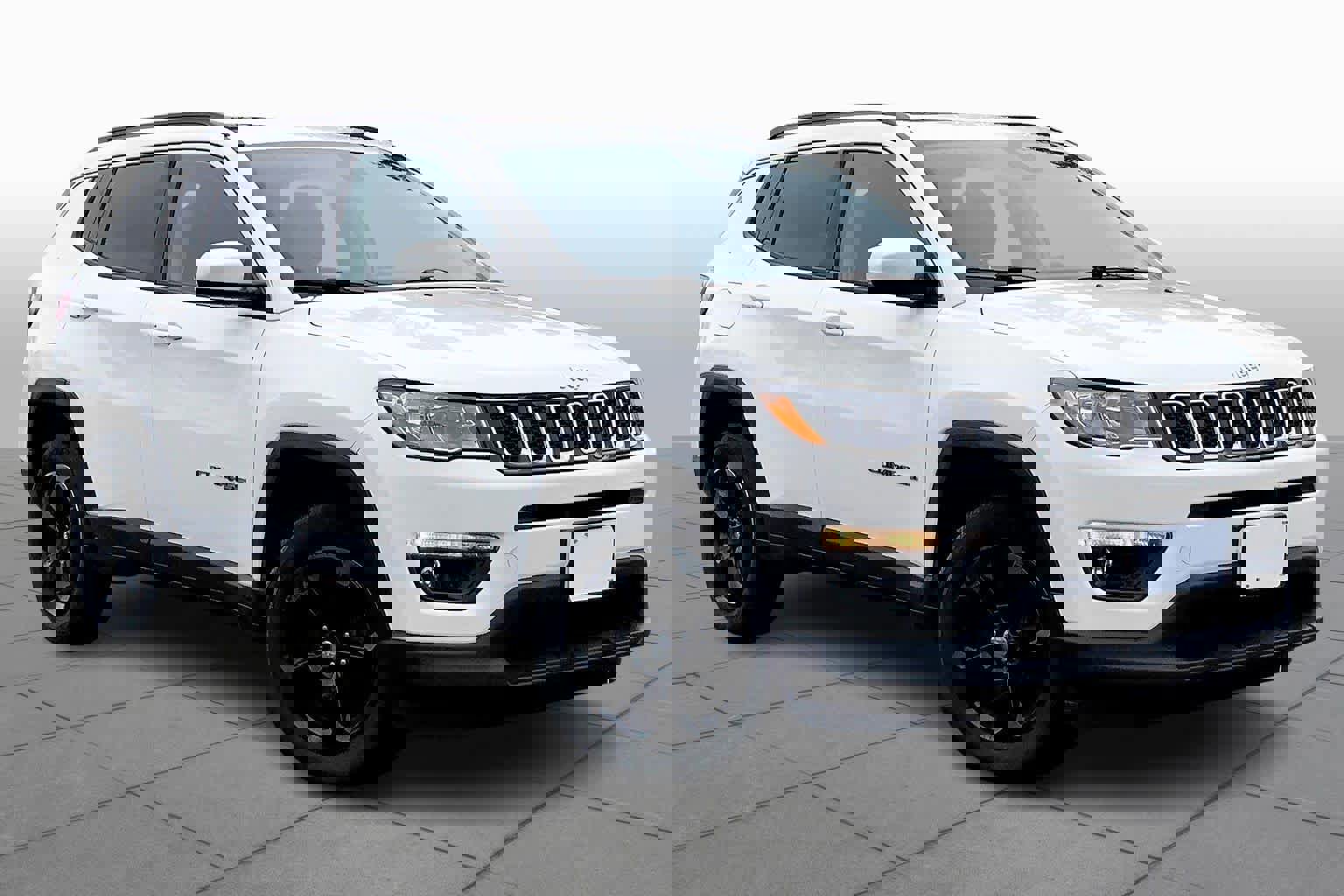 Used 2019 Jeep Compass Latitude w/ Cold Weather Group image 3