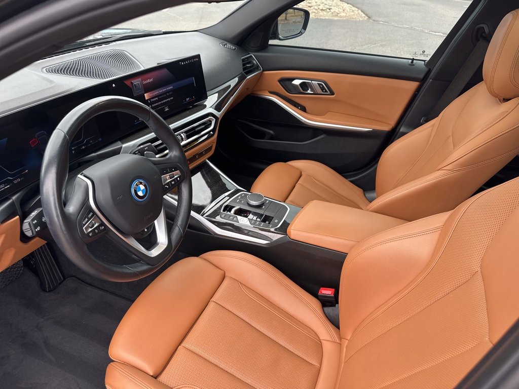 Used 2023 BMW 330e xDrive w/ Driving Assistance Package image 13
