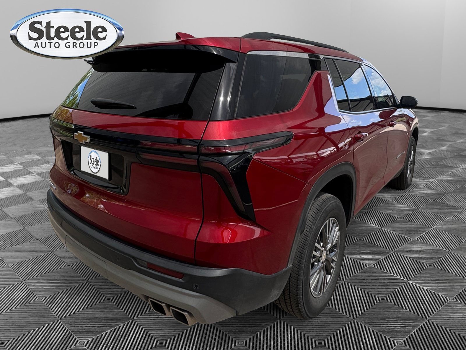 Certified 2025 Chevrolet Traverse LT w/ LPO, Floor Liner Package FWD image 5