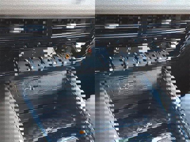 New 2026 GMC Canyon Denali image 10