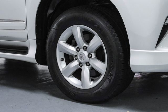 Used 2015 Lexus GX 460 w/ Navigation Package image 53