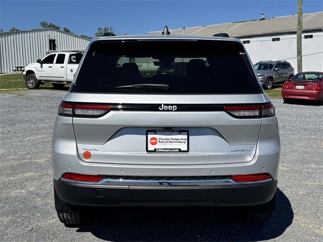 New 2025 Jeep Grand Cherokee Laredo w/ Luxury Tech Group I image 20