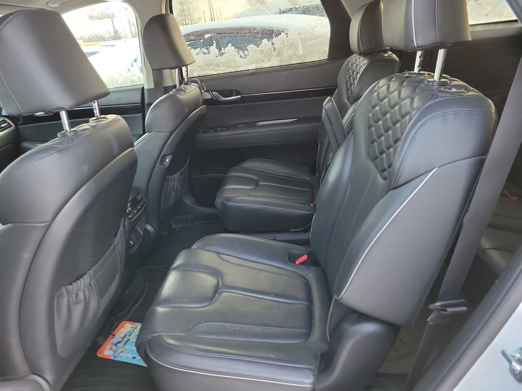 Used 2021 Hyundai Palisade Limited image 10