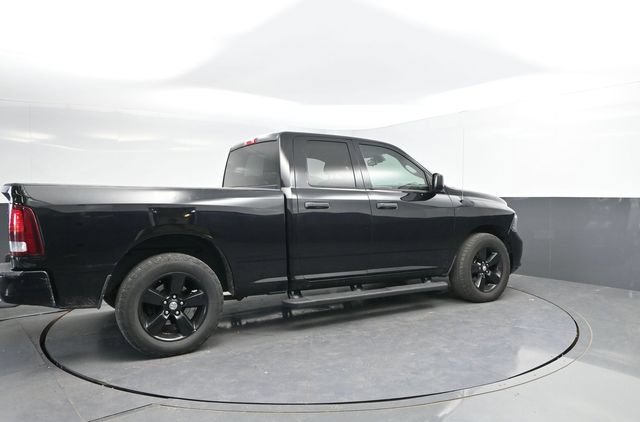 Used 2014 RAM 1500 Express w/ Black Ram 1500 Express Group RWD image 3