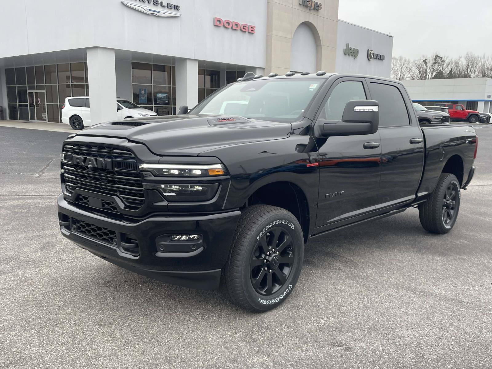 New 2026 RAM 2500 Laramie AWD/4WD image 3