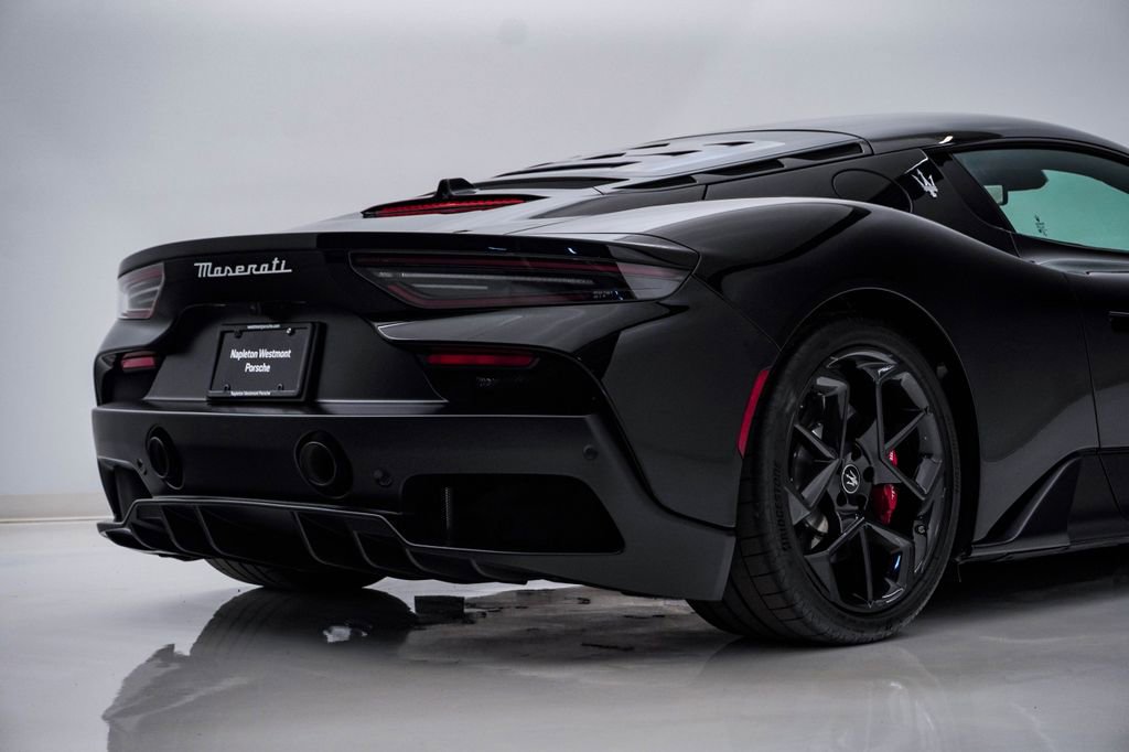 Certified 2023 Maserati MC20 Coupe RWD image 13