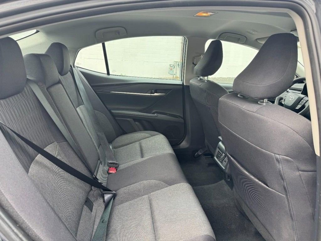 Used 2025 Toyota Camry LE FWD image 11