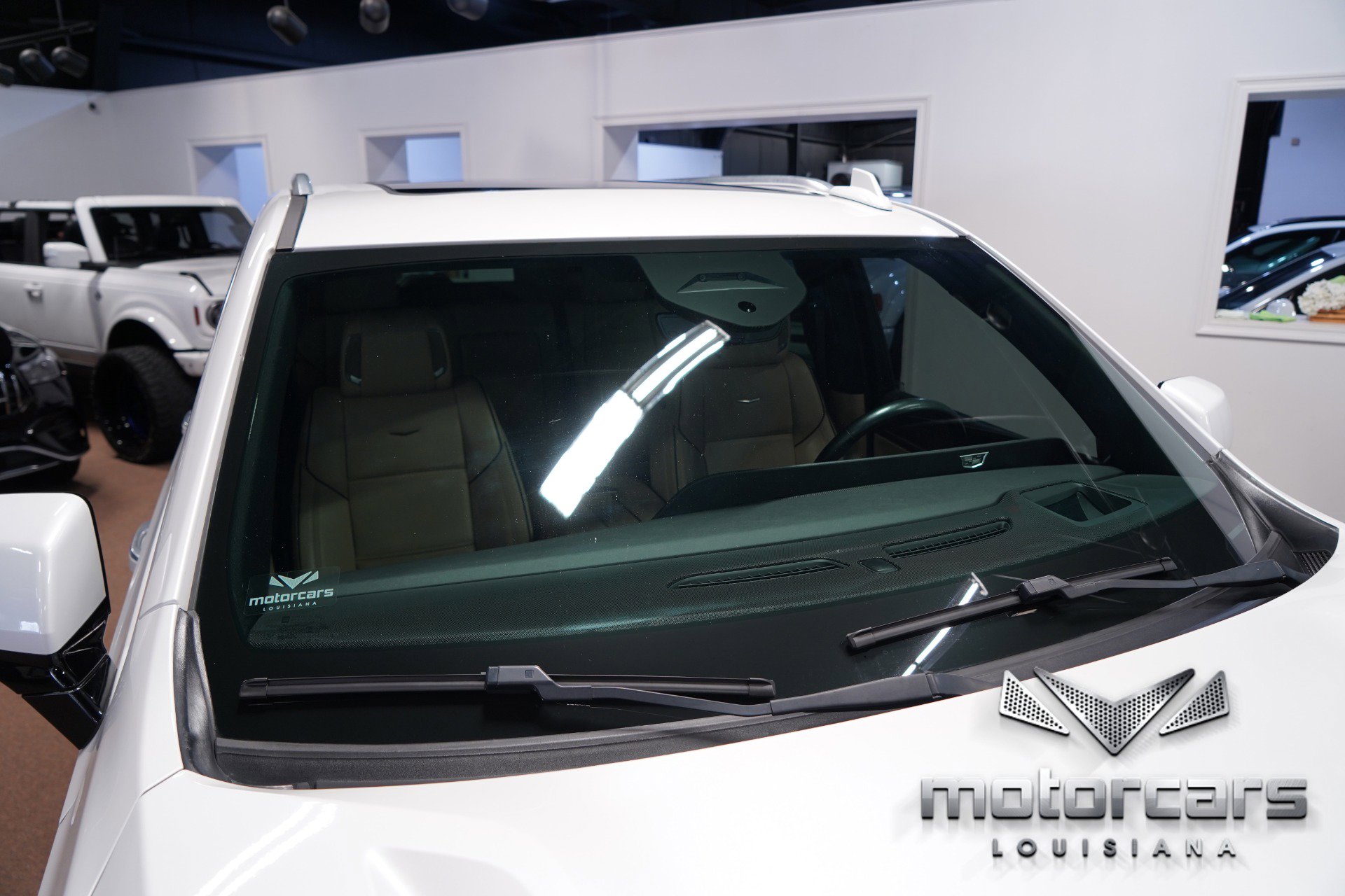 Used 2022 Cadillac Escalade ESV Premium Luxury image 14