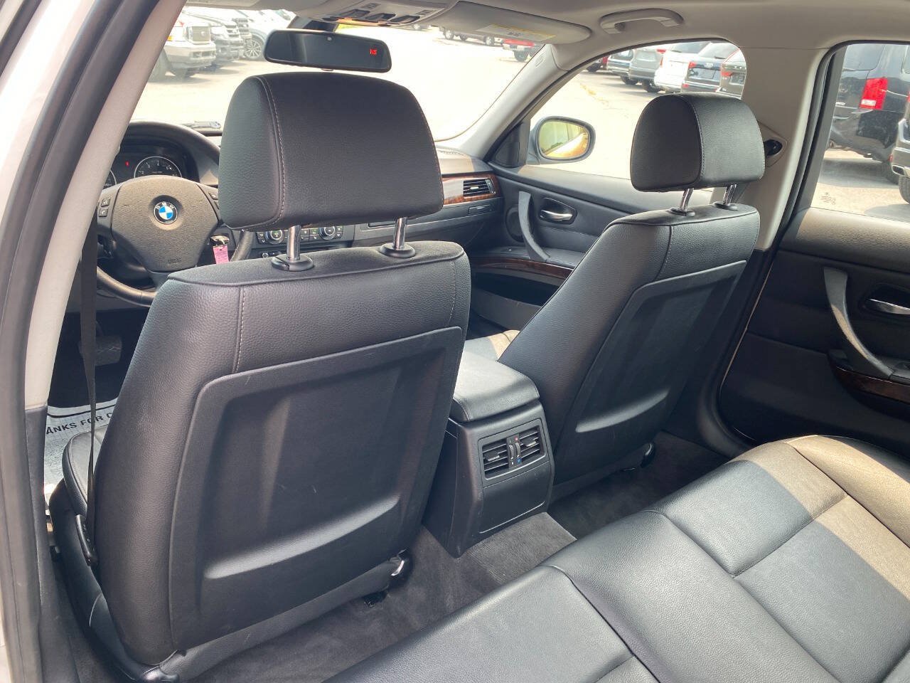 Used 2011 BMW 328i xDrive Sedan w/ Premium Pkg 2 AWD/4WD image 21