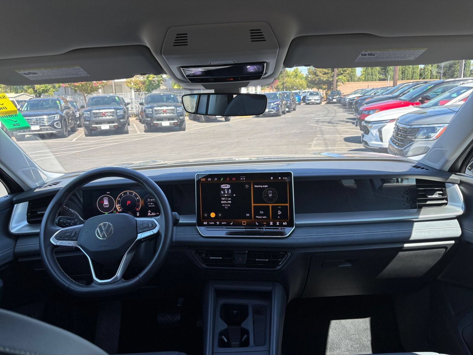 Used 2026 Volkswagen Tiguan SE AWD/4WD image 35
