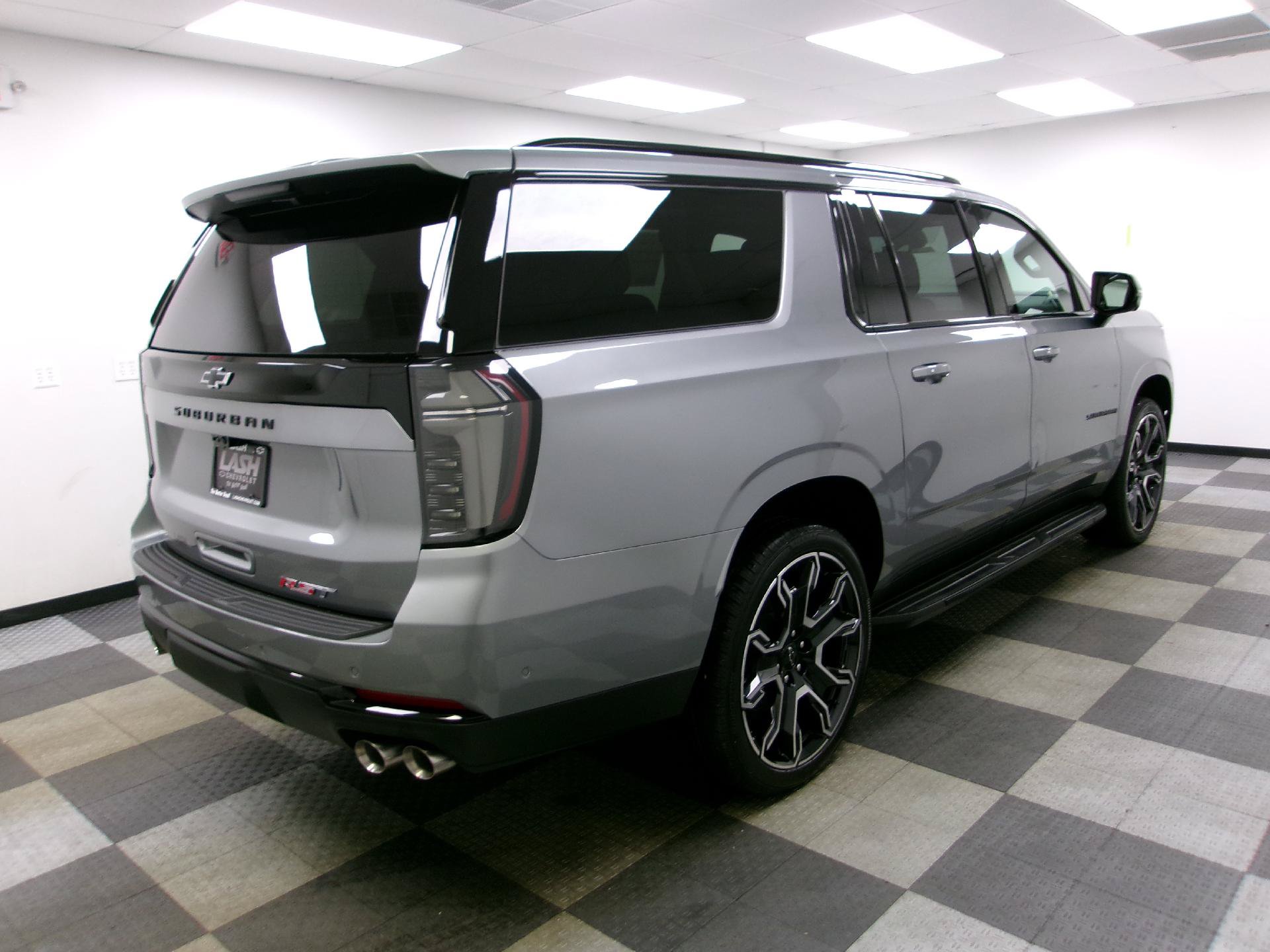 New 2026 Chevrolet Suburban RST w/ Advanced Technology Package AWD/4WD image 16