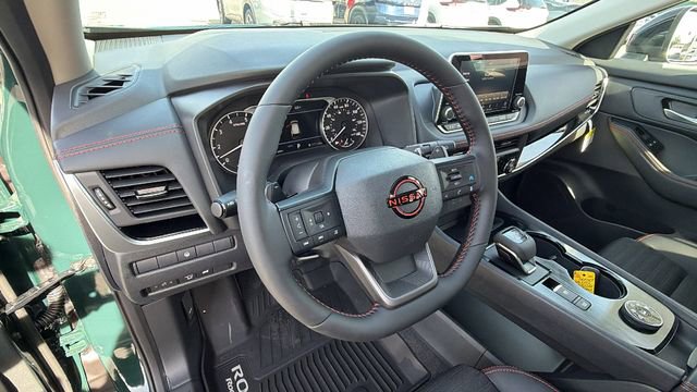 New 2026 Nissan Rogue SV image 32