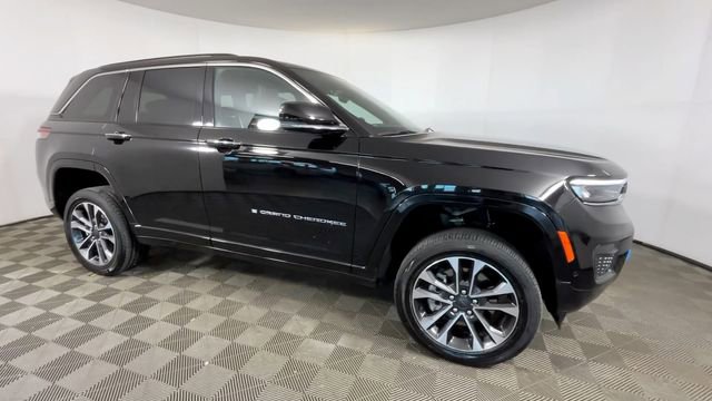 Used 2023 Jeep Grand Cherokee Overland w/ Luxury Tech Group IV AWD/4WD video 2