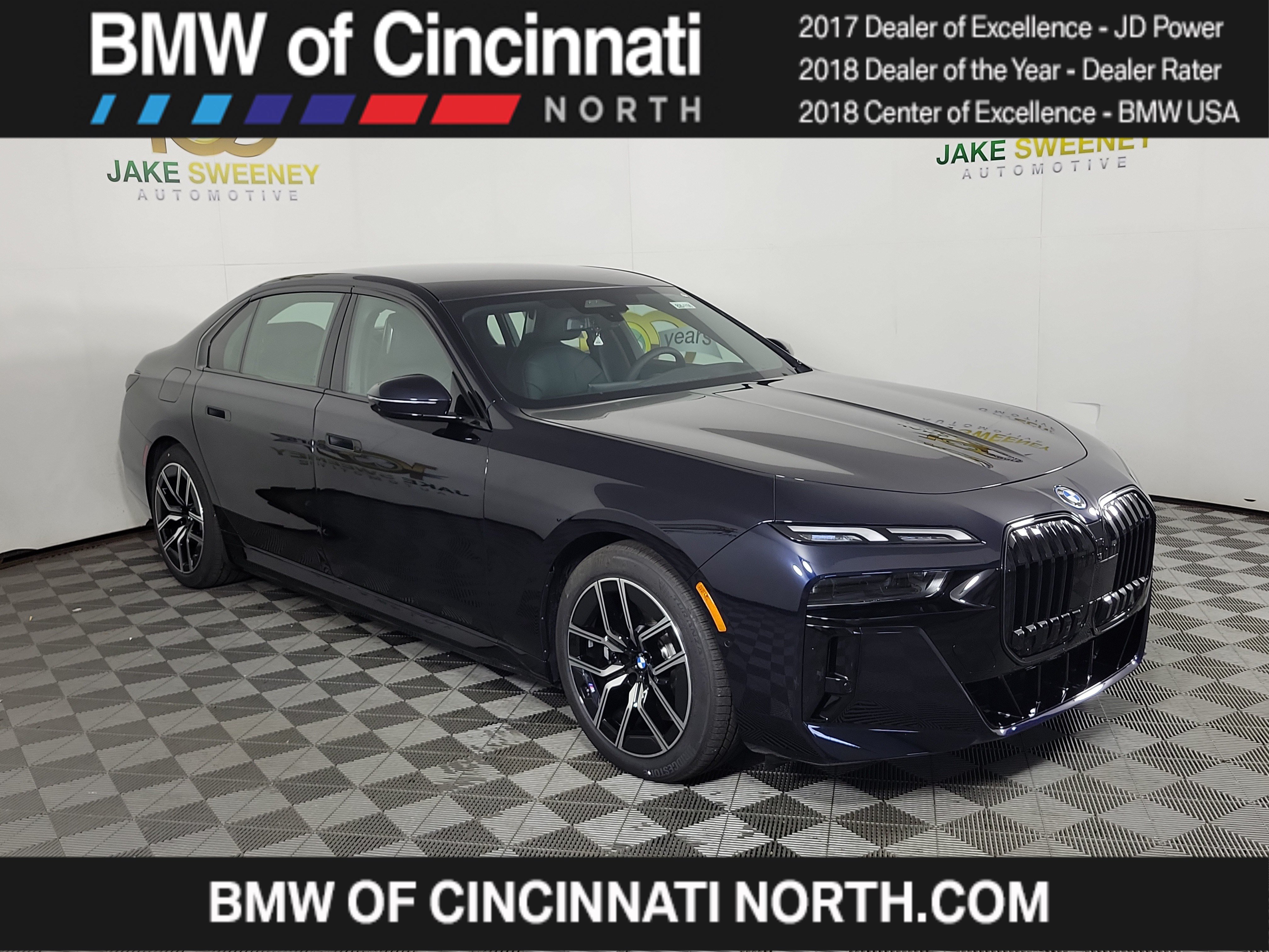 New 2026 BMW i7 xDrive60 w/ Premium Package AWD/4WD image 1