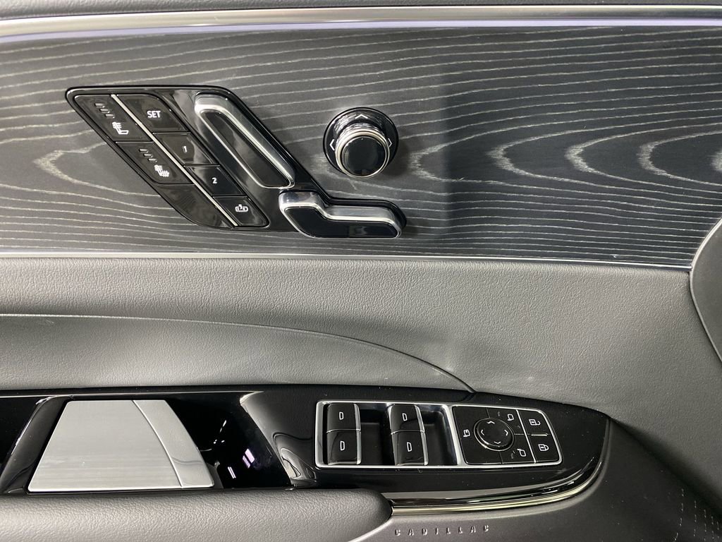 New 2026 Cadillac Lyriq Luxury image 22